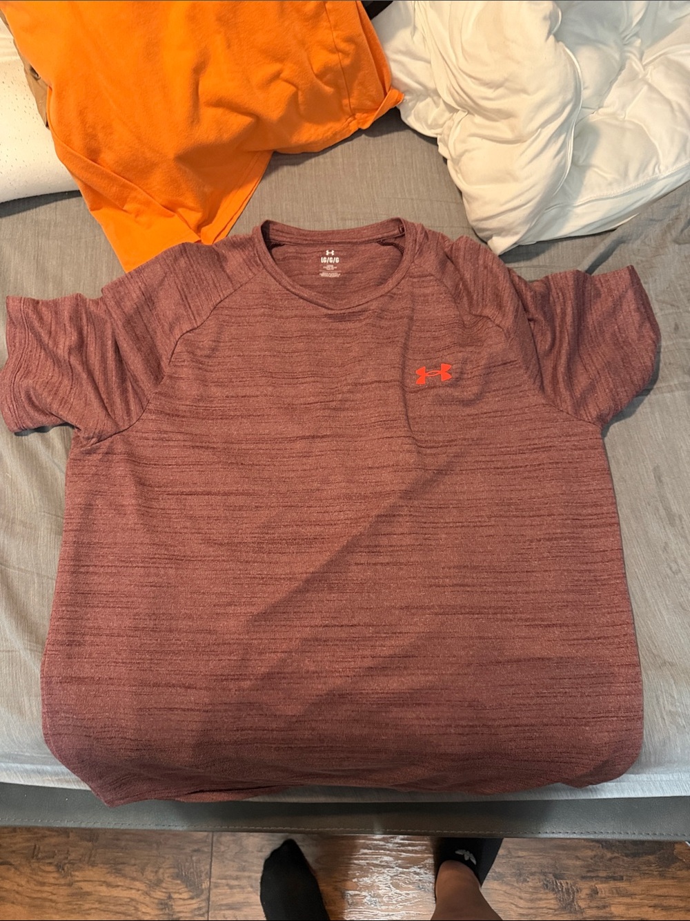 Under Armour Men's Heather Maroon Short-Sleeve Performance Tee